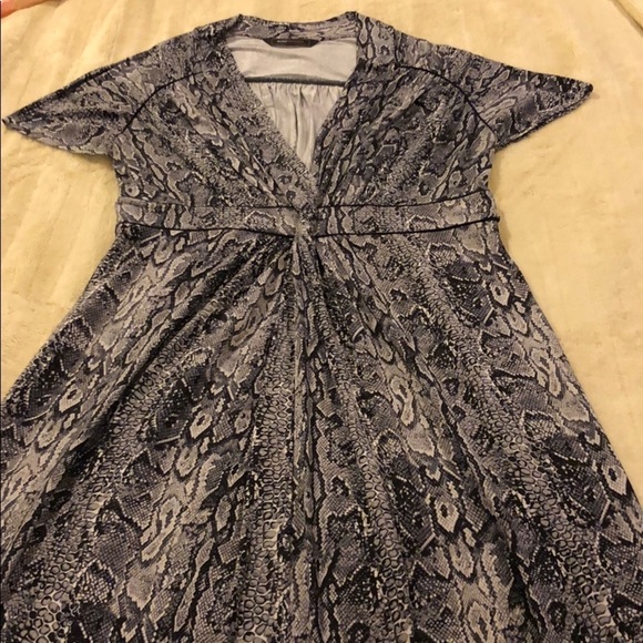 BCBGMaxAzria Dresses & Skirts - 16 BCBG MAXAZRIA snake skin print dress… very stretchy & very flattering. EUC